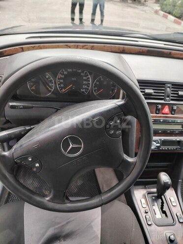 Mercedes C 180 1996, 300,000 km - 1.8 l - Bakı