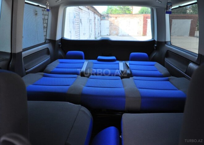 Volkswagen Multivan 2004, 350,000 km - 2.5 l - Bakı