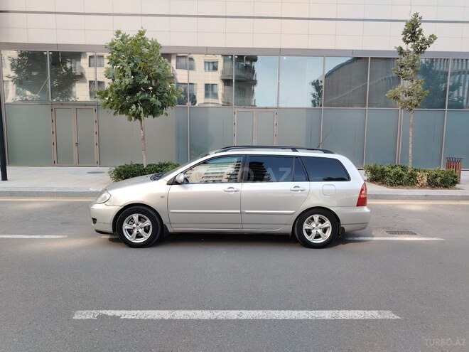 Toyota Corolla 2006, 260,488 km - 1.4 л - Bakı