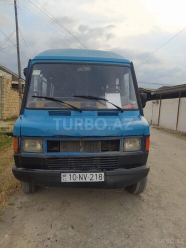 Mercedes 208 D 1992, 888,999 km - 2.4 l - Şabran
