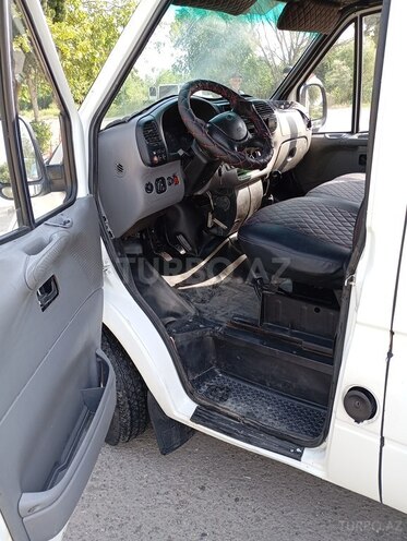 Ford Transit 1999, 600,300 km - 2.5 l - Salyan