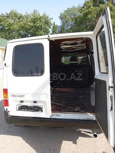 Ford Transit 1999, 600,300 km - 2.5 l - Salyan
