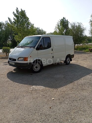 Ford Transit 1999, 600,300 km - 2.5 l - Salyan