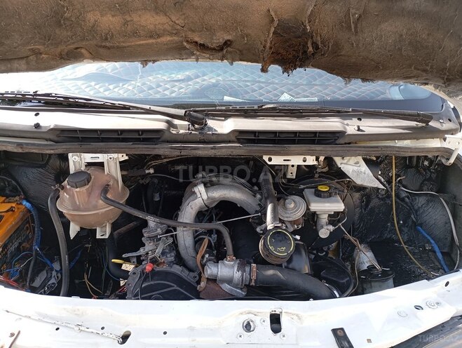 Ford Transit 1999, 600,300 km - 2.5 l - Salyan