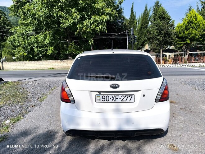 Kia Rio 2010, 325,000 km - 1.4 l - Qax