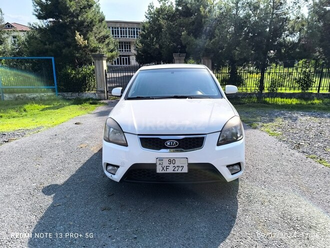 Kia Rio 2010, 325,000 km - 1.4 l - Qax