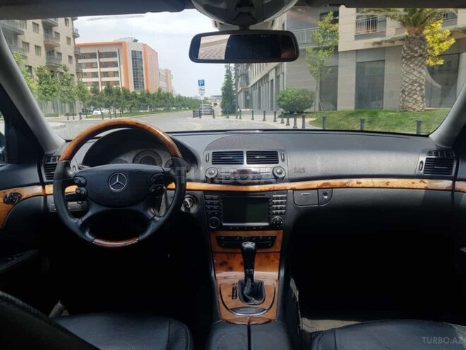 Mercedes E 350 2007, 250,000 km - 3.5 l - Bakı