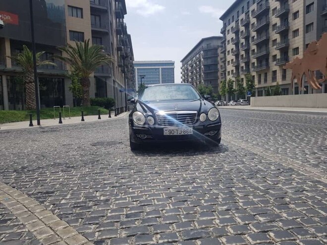 Mercedes E 350 2007, 250,000 km - 3.5 l - Bakı