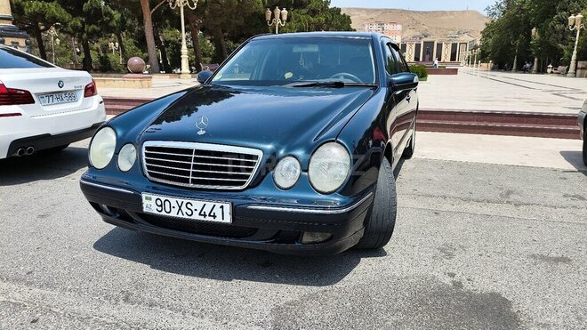 Mercedes E 220 d 2000, 521,000 km - 2.2 l - Bakı