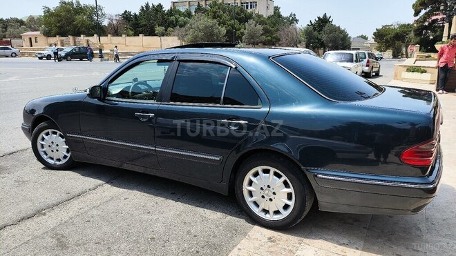 Mercedes E 220 d 2000, 521,000 km - 2.2 l - Bakı