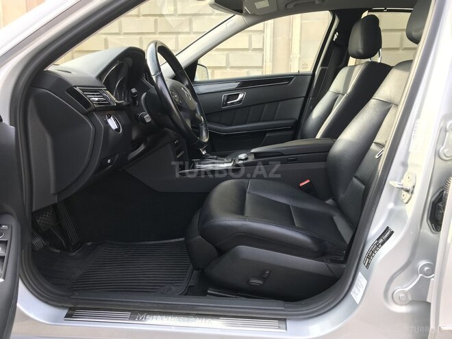 Mercedes E 220 d 2011, 234,500 km - 2.2 л - Bakı