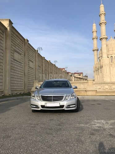 Mercedes E 220 d 2011, 234,500 km - 2.2 л - Bakı
