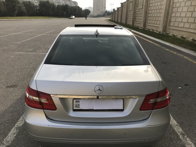 Mercedes E 220 d 2011, 234,500 km - 2.2 л - Bakı