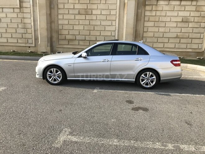 Mercedes E 220 d 2011, 234,500 km - 2.2 л - Bakı