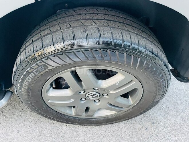 Volkswagen Touareg 2005, 274,540 km - 3.2 л - Bakı