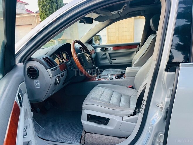 Volkswagen Touareg 2005, 274,540 km - 3.2 л - Bakı