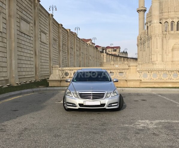 Mercedes E 220 d 2011, 234,500 km - 2.2 л - Bakı