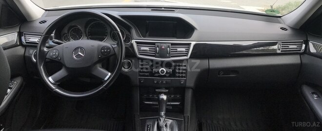Mercedes E 220 d 2011, 234,500 km - 2.2 л - Bakı