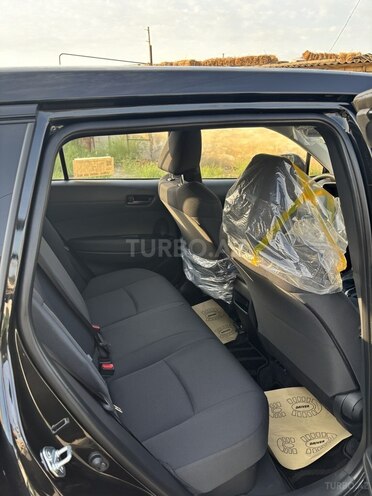 Toyota Corolla Cross 2024, 0 km - 2.0 л - Bakı