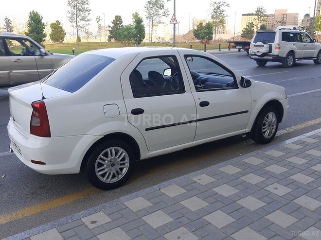 Renault Logan 2012, 450,000 km - 1.6 l - Bakı