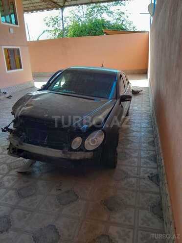 Mercedes E 200 d 2005, 280,000 km - 2.2 l - Ağstafa