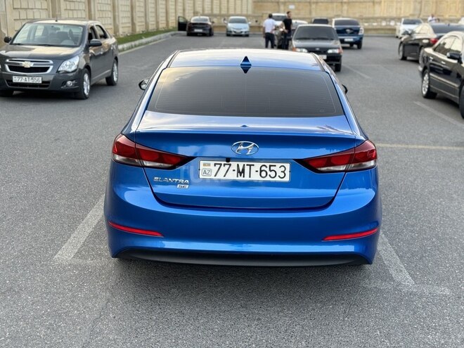 Hyundai Elantra 2017, 115,000 km - 2.0 l - Bakı