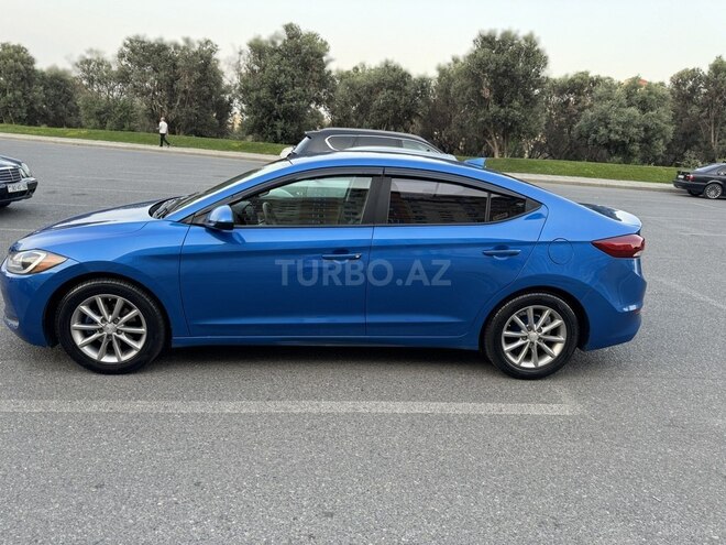 Hyundai Elantra 2017, 115,000 km - 2.0 l - Bakı