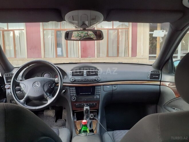 Mercedes E 220 d 2003, 430,000 km - 2.2 л - Biləsuvar