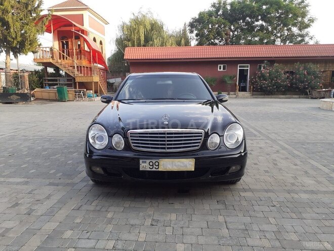 Mercedes E 220 d 2003, 430,000 km - 2.2 л - Biləsuvar