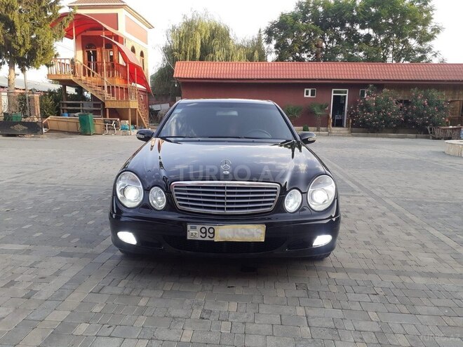 Mercedes E 220 d 2003, 430,000 km - 2.2 л - Biləsuvar