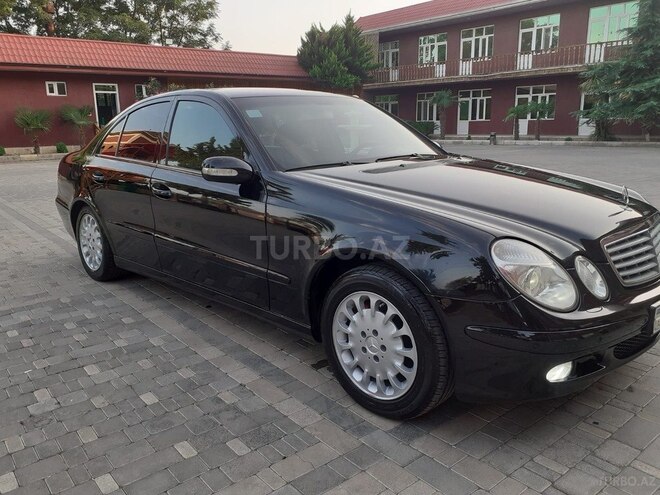 Mercedes E 220 d 2003, 430,000 km - 2.2 л - Biləsuvar