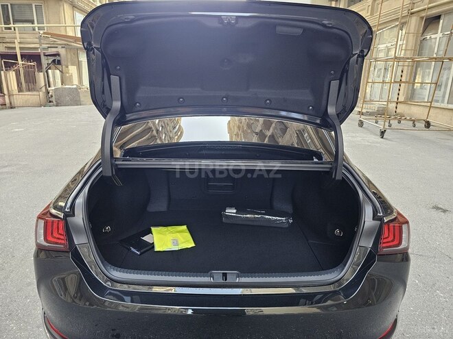 Lexus ES 300h 2024, 0 km - 2.5 l - Bakı