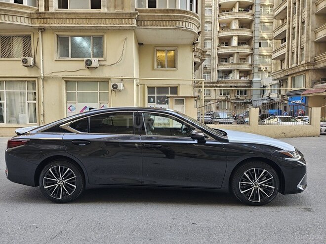 Lexus ES 300h 2024, 0 km - 2.5 l - Bakı