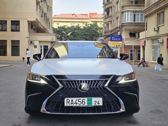 Lexus ES 300h 2024, 0 km - 2.5 l - Bakı