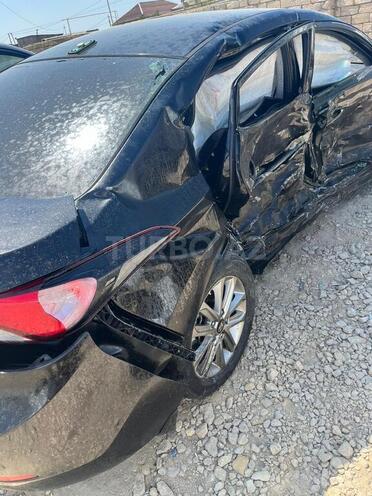 Hyundai Elantra 2015, 73,225 km - 1.8 l - Bakı