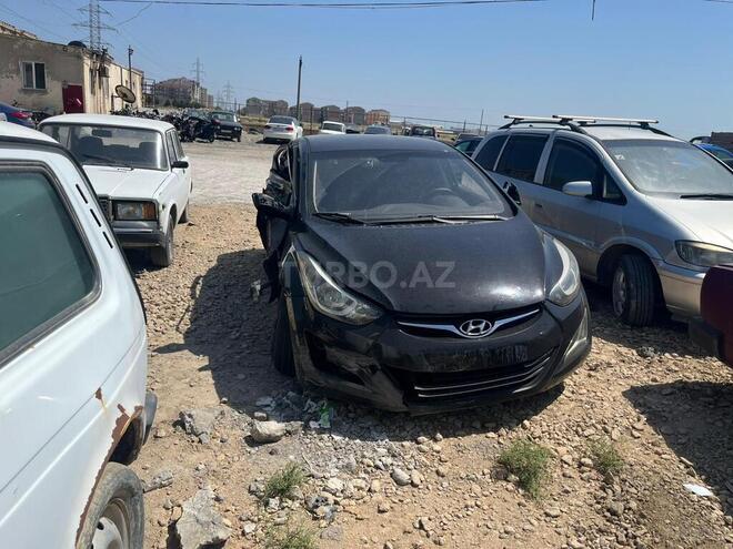 Hyundai Elantra 2015, 73,225 km - 1.8 l - Bakı