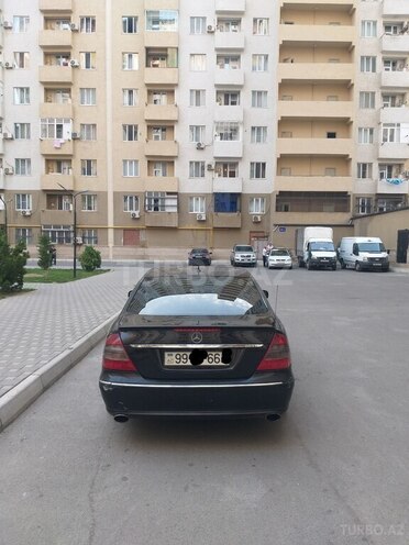 Mercedes E 220 d 2007, 415,000 km - 2.2 l - Bakı
