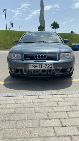 Audi A4 2004, 282,601 km - 1.8 л - Bakı
