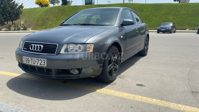 Audi A4 2004, 282,601 km - 1.8 л - Bakı