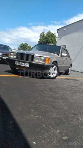 Mercedes 190 1991, 450,231 km - 2.0 l - Zaqatala