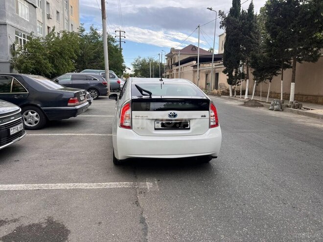 Toyota Prius 2014, 140,629 km - 1.8 l - Bakı