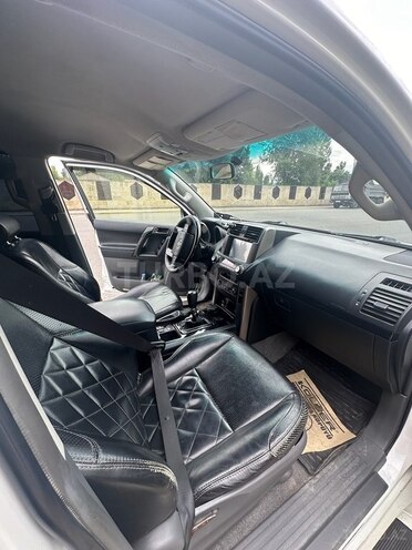Toyota Land Cruiser Prado 2013, 250,000 km - 2.7 л - Bakı