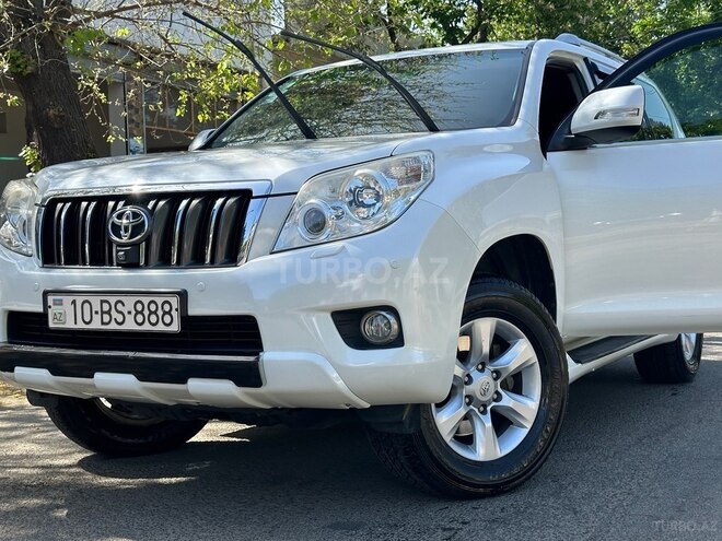 Toyota Land Cruiser Prado 2013, 250,000 km - 2.7 л - Bakı
