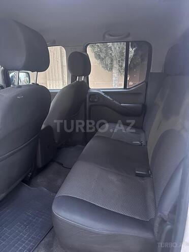 Nissan Navara 2012, 152,200 km - 2.5 l - Bakı