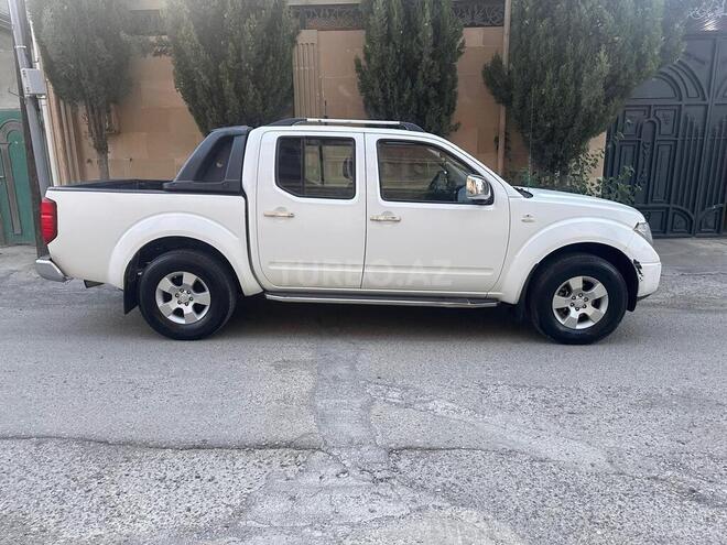 Nissan Navara 2012, 152,200 km - 2.5 l - Bakı