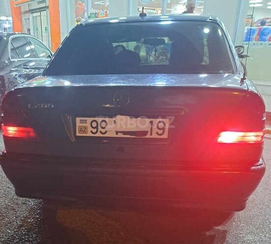 Mercedes C 200 1997, 327,413 km - 2.0 l - Bakı