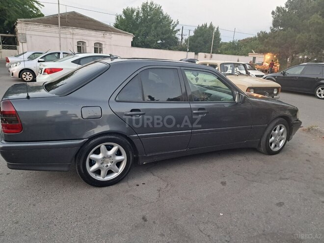 Mercedes C 200 1997, 327,413 km - 2.0 l - Bakı