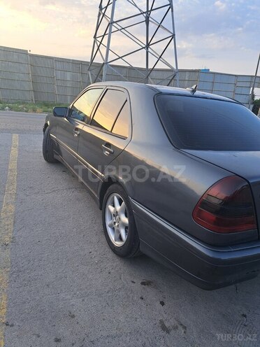 Mercedes C 200 1997, 327,413 km - 2.0 l - Bakı