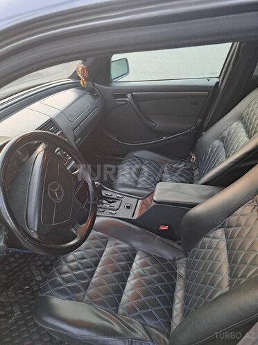 Mercedes C 200 1997, 327,413 km - 2.0 l - Bakı
