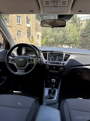 Hyundai Accent 2019, 126,000 km - 1.6 л - Bakı